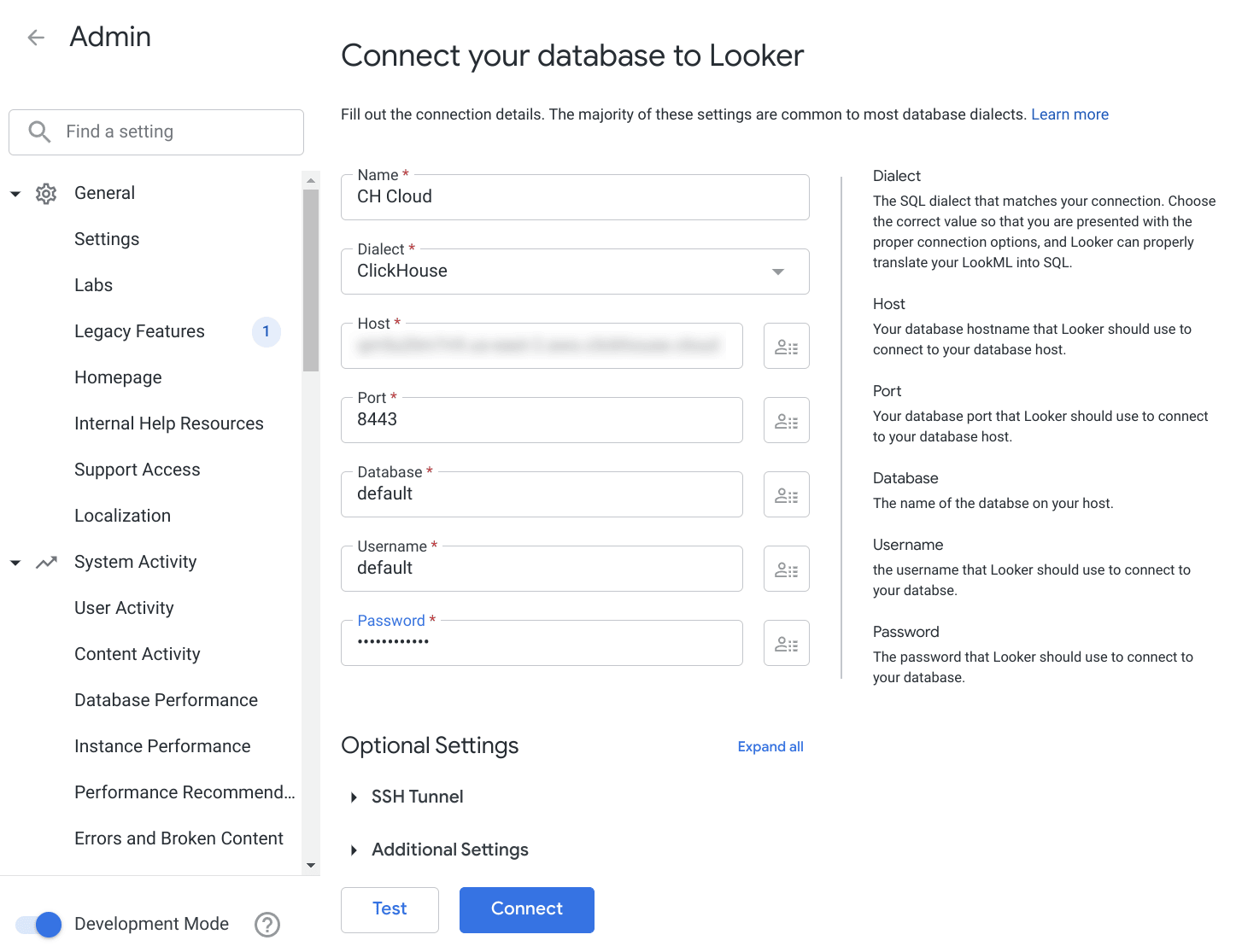 Saisie de vos identifiants ClickHouse dans le formulaire de connexion Looker