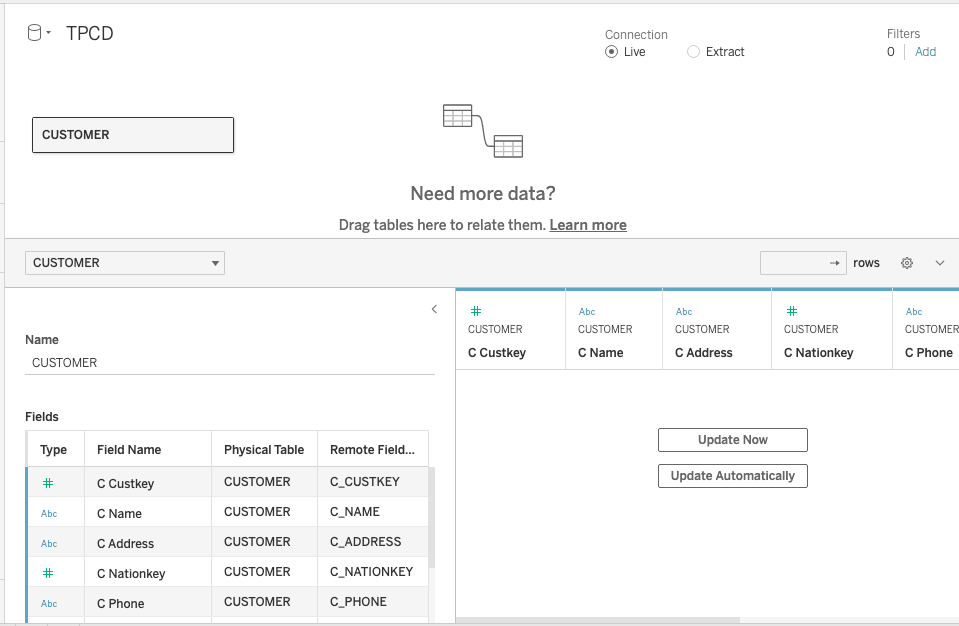 Workbook Tableau avec la table CUSTOMER glissée sur le canevas, montrant les en-têtes de colonnes mais aucune donnée